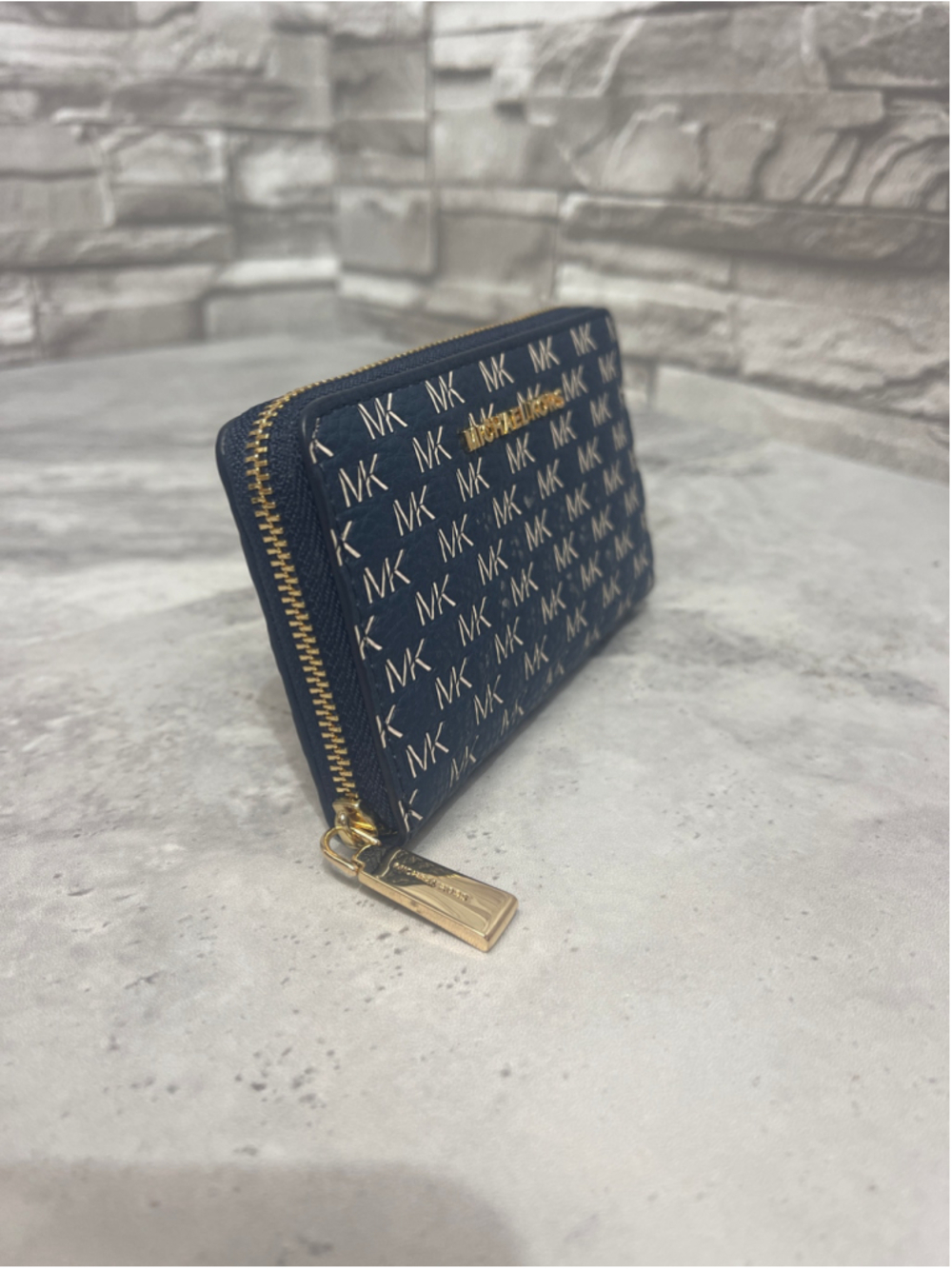 Michael Kors Small Zip Around Card Case Brown Blue